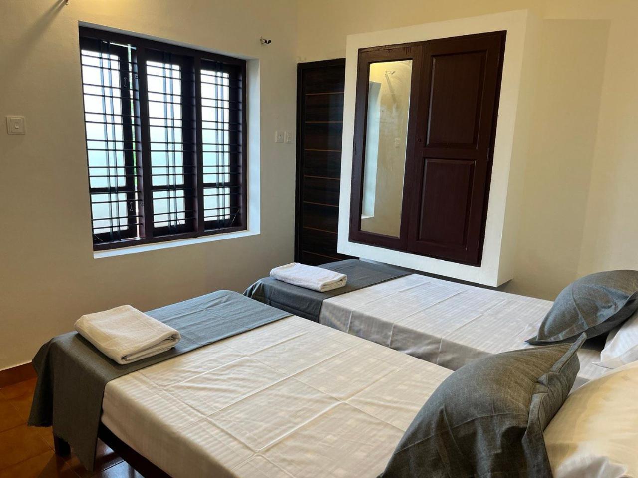 Bava Beach Resort & Retreat Center Варкала Экстерьер фото