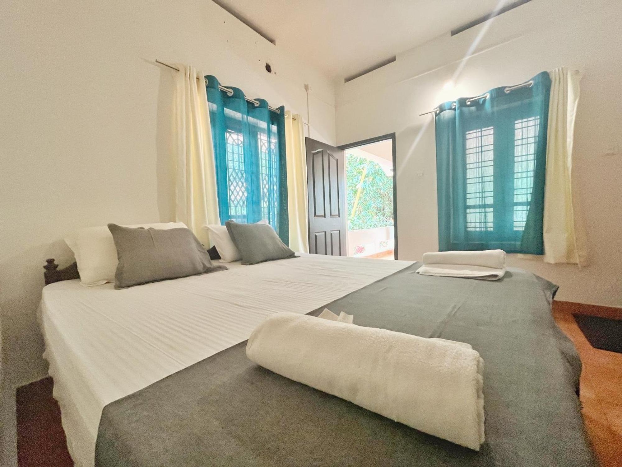 Bava Beach Resort & Retreat Center Варкала Экстерьер фото
