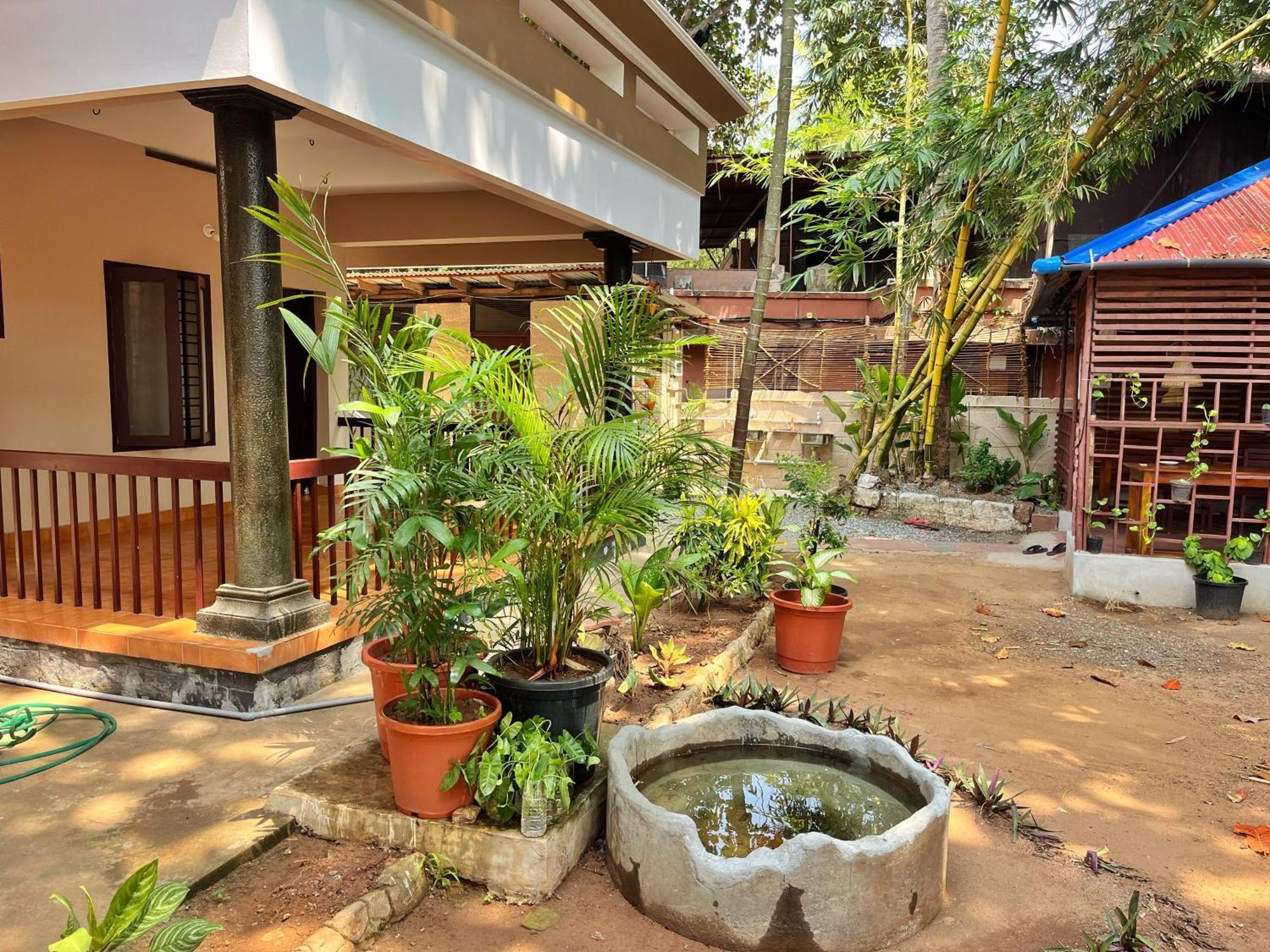Bava Beach Resort & Retreat Center Варкала Экстерьер фото